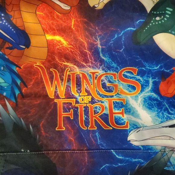 NWOT WINGS OF FIRE HOODIE - Picture 2 of 6